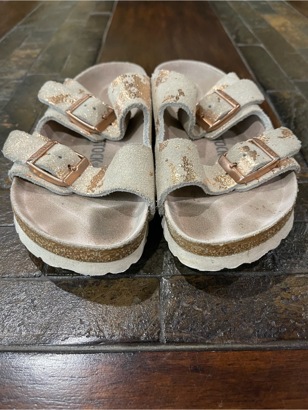 Birkenstock Arizona Metallic Suede Sandals in Rose - Picture 4 of 11